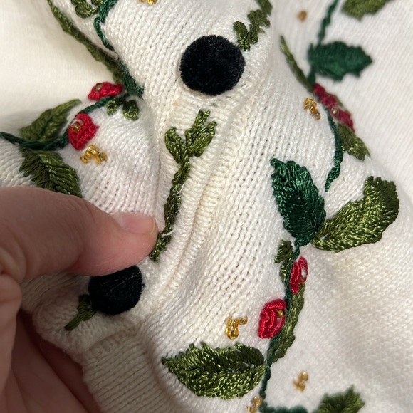 Designer Original - 2x holiday sweater - Picture 8 of 14